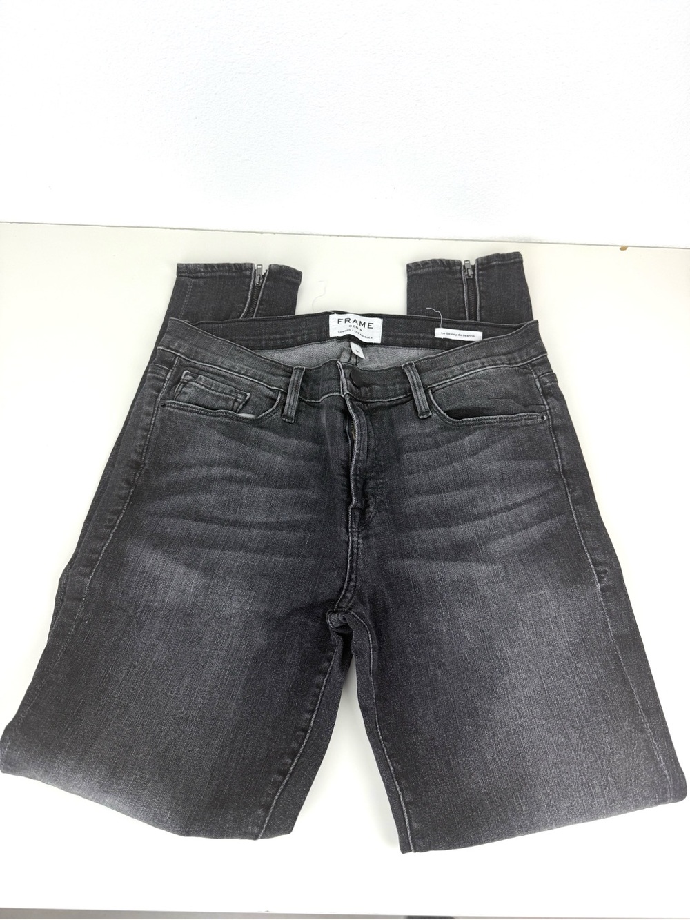 FRAME Black Wash Skinny Jeans Gray 30